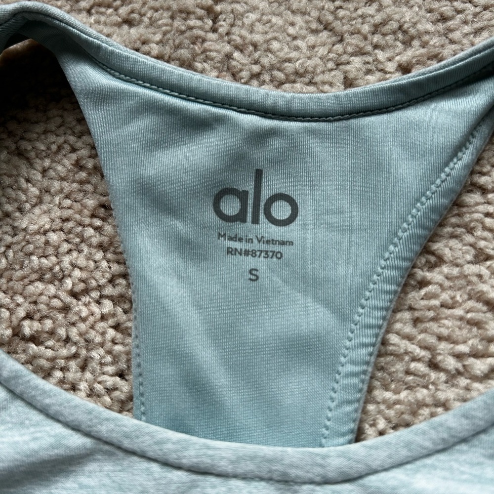 Alo Yoga Alosoft Serenity Bra - Picture 3 of 3